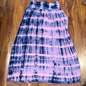 NATURAL LIFE Tie-Dye Maxi Skirt in Pink and Navy